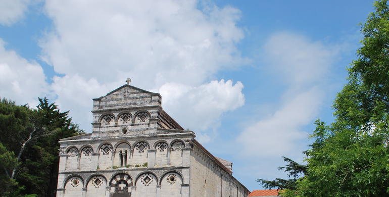 Kirche_San_Pietro_di_Sorres_in_Borutta